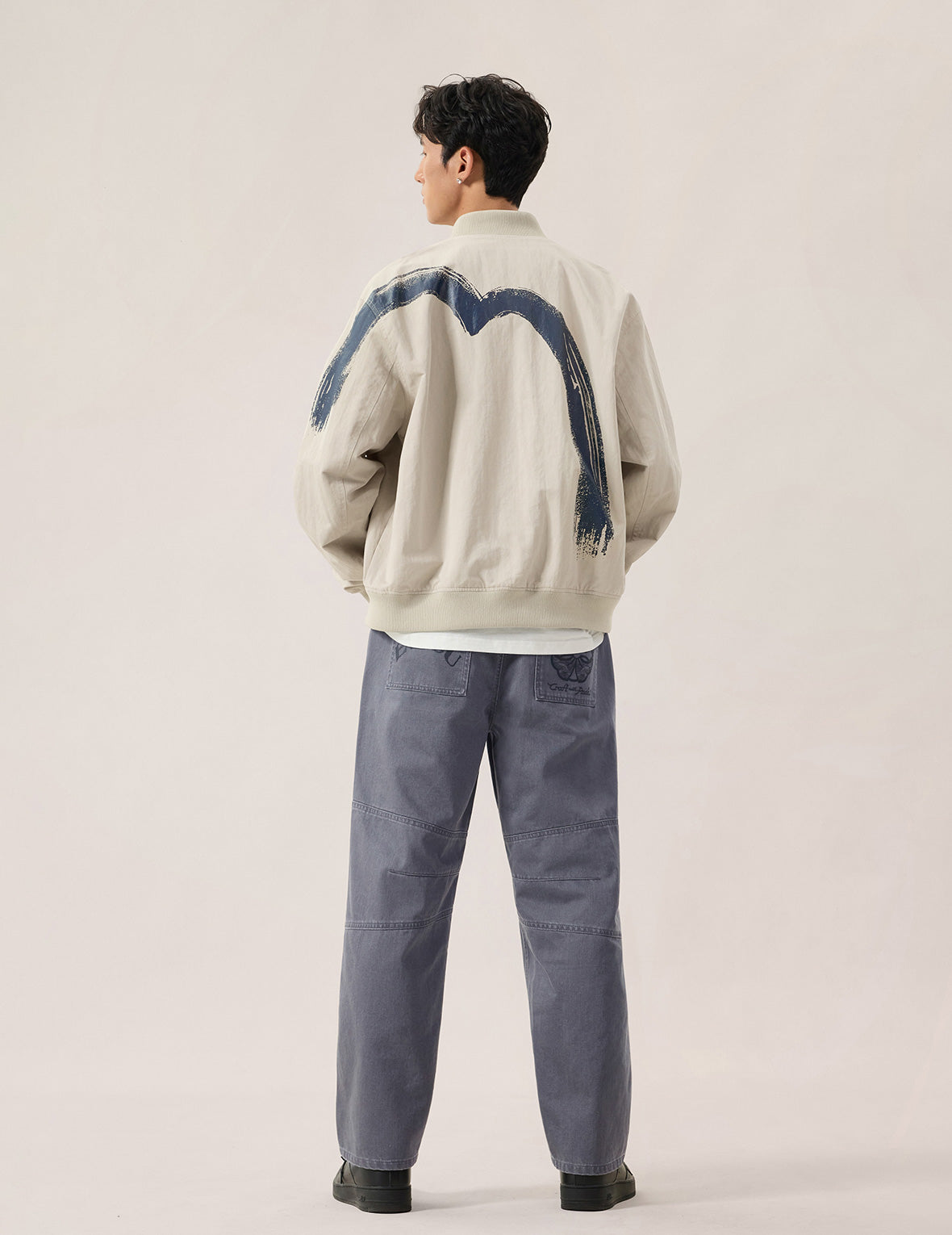 大黒プリント ボンバージャケット – EVISU
