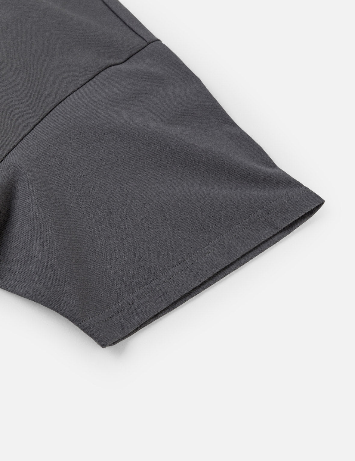 カモメプリントメタルスタッズ Tシャツ