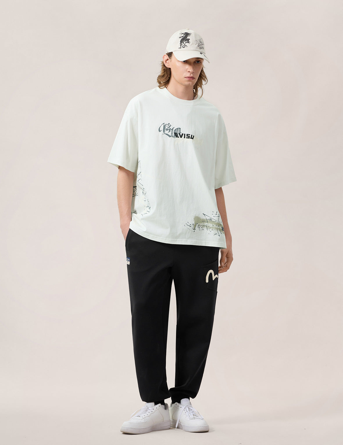 オールオーバーEVISUロゴグラフィック Tシャツ