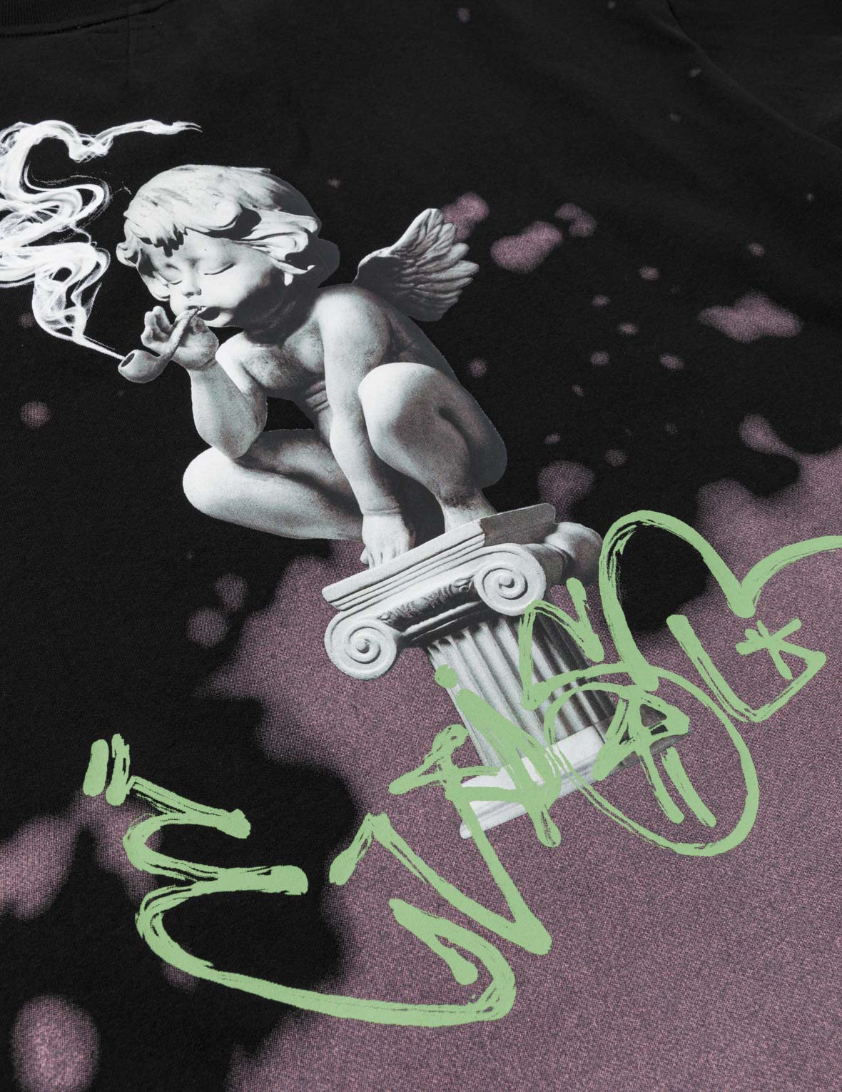 ベビーエンジェルとグラフィティプリントディップダイTシャツ
