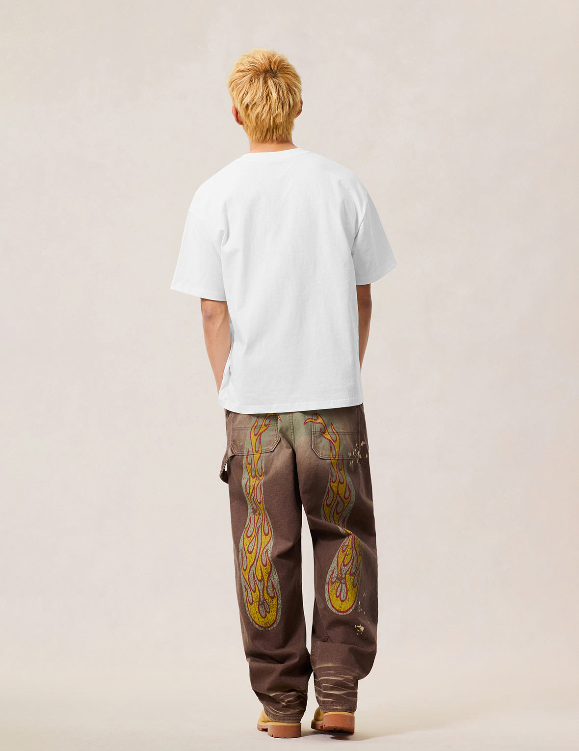 ポーカーエースとフロックドスター Tシャツ - ホワイト – EVISU