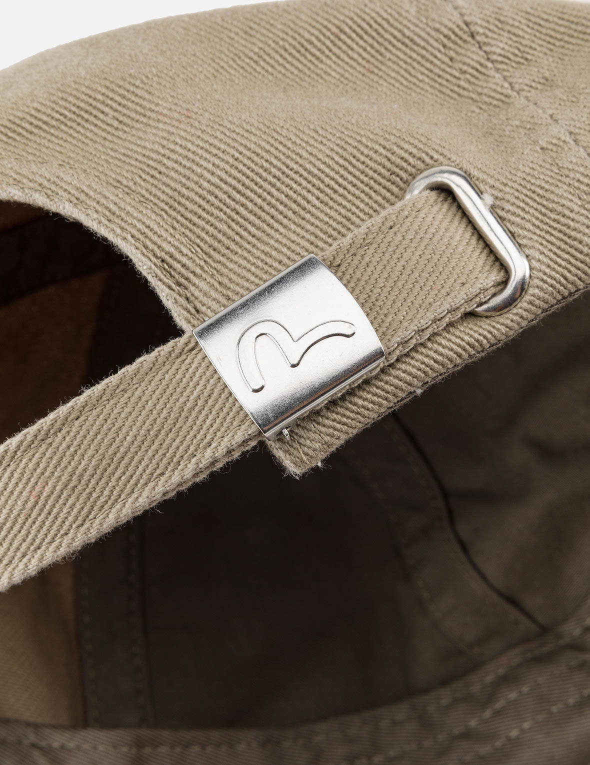 Grinding Distressed Logo Cap