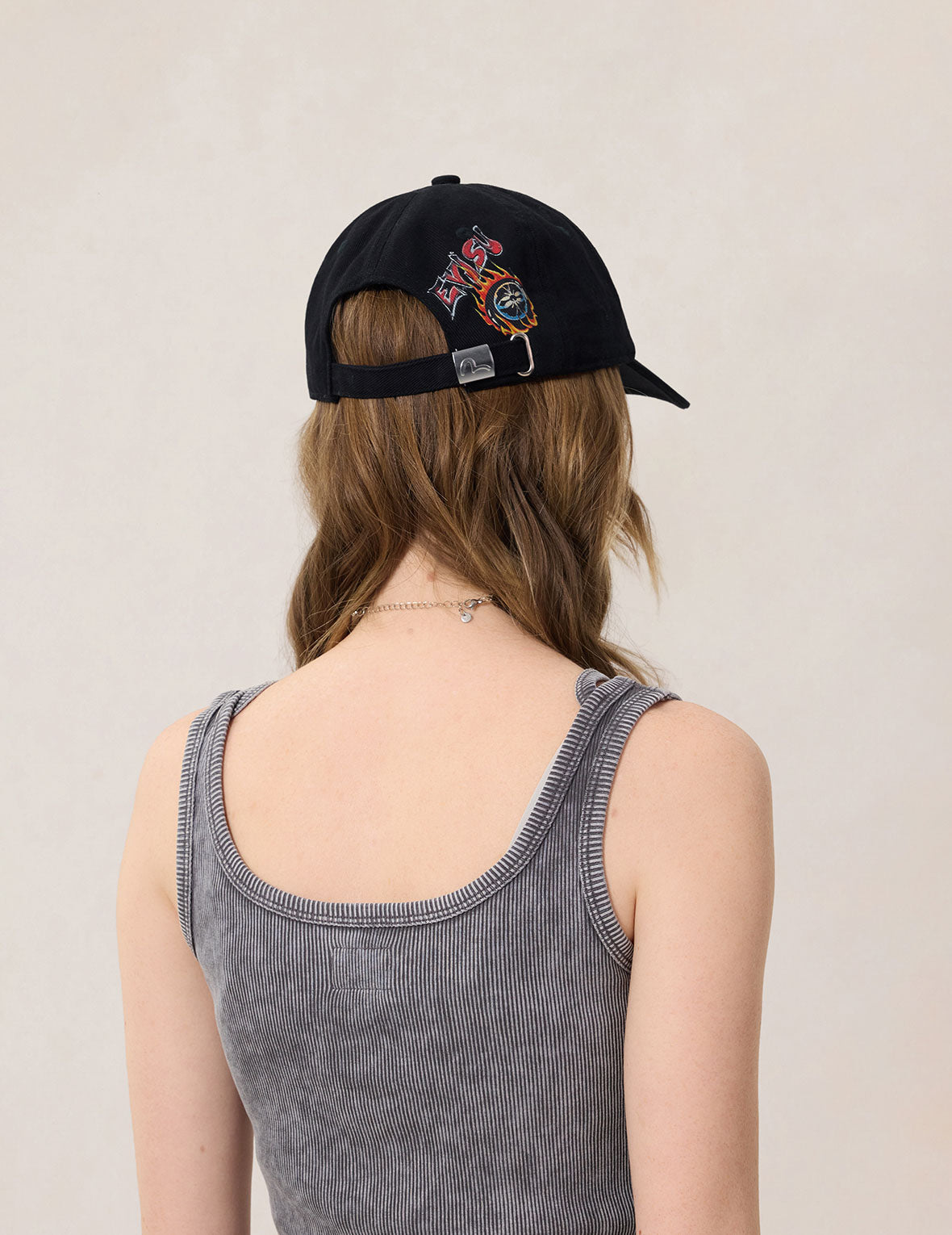 ハンドドローンブランドモチーフ キャップ – EVISU