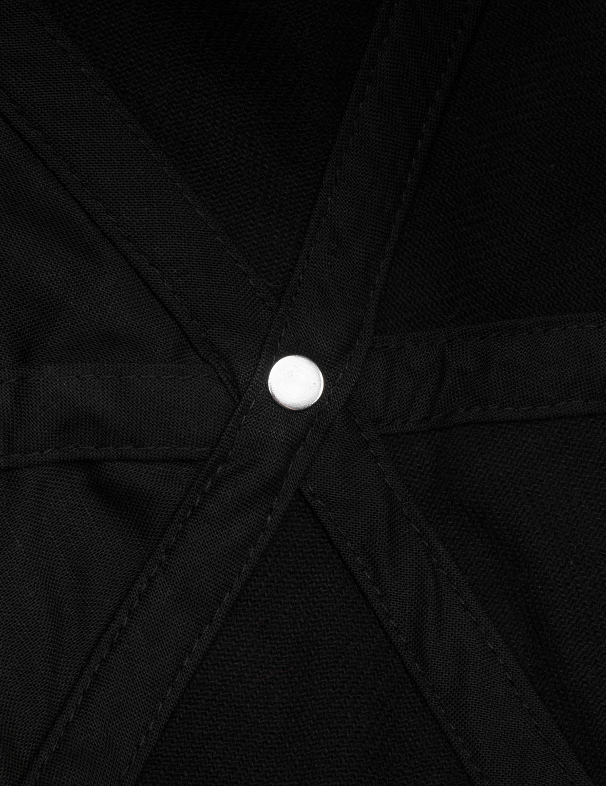 EVISUロゴ刺繍 キャップ - ブラック