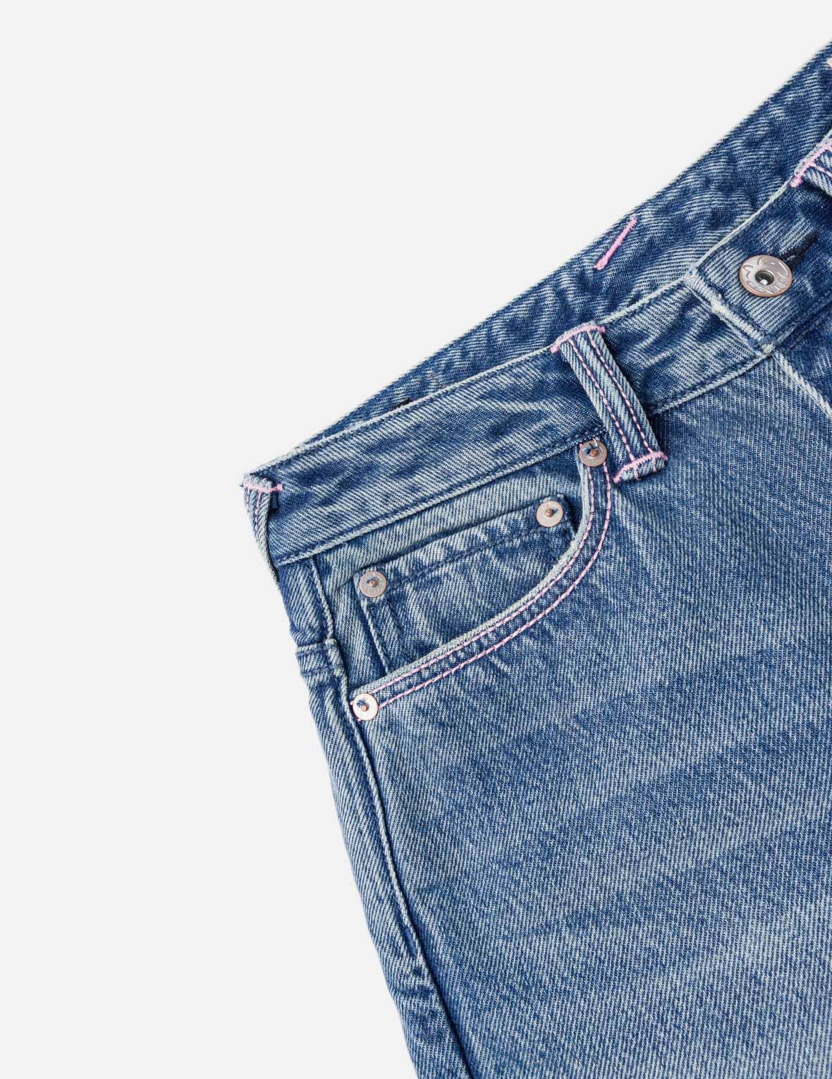 ライトピンクウォッシュド大黒プリントジーンズ – EVISU