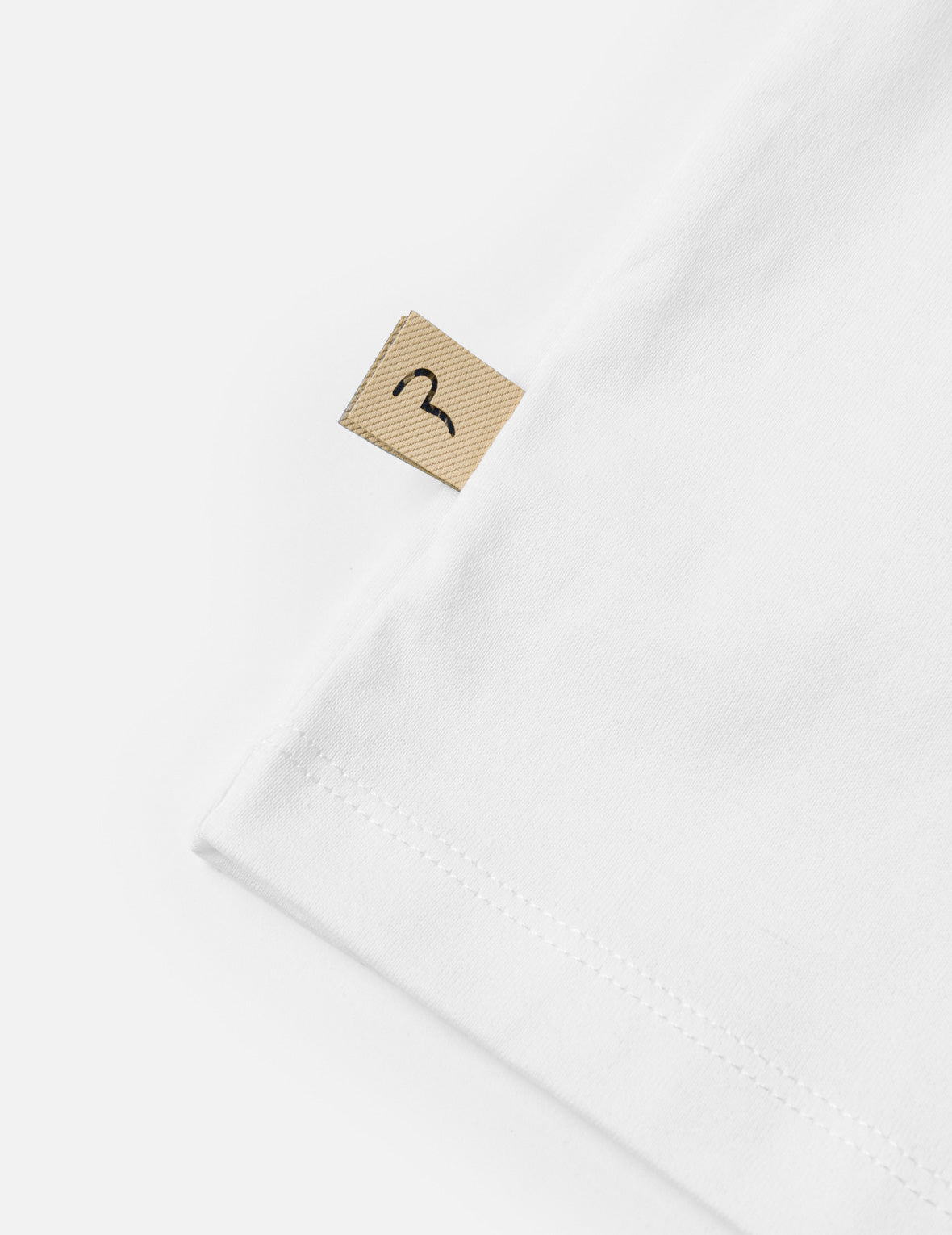 デビルハート型カモメエンボスTシャツ
