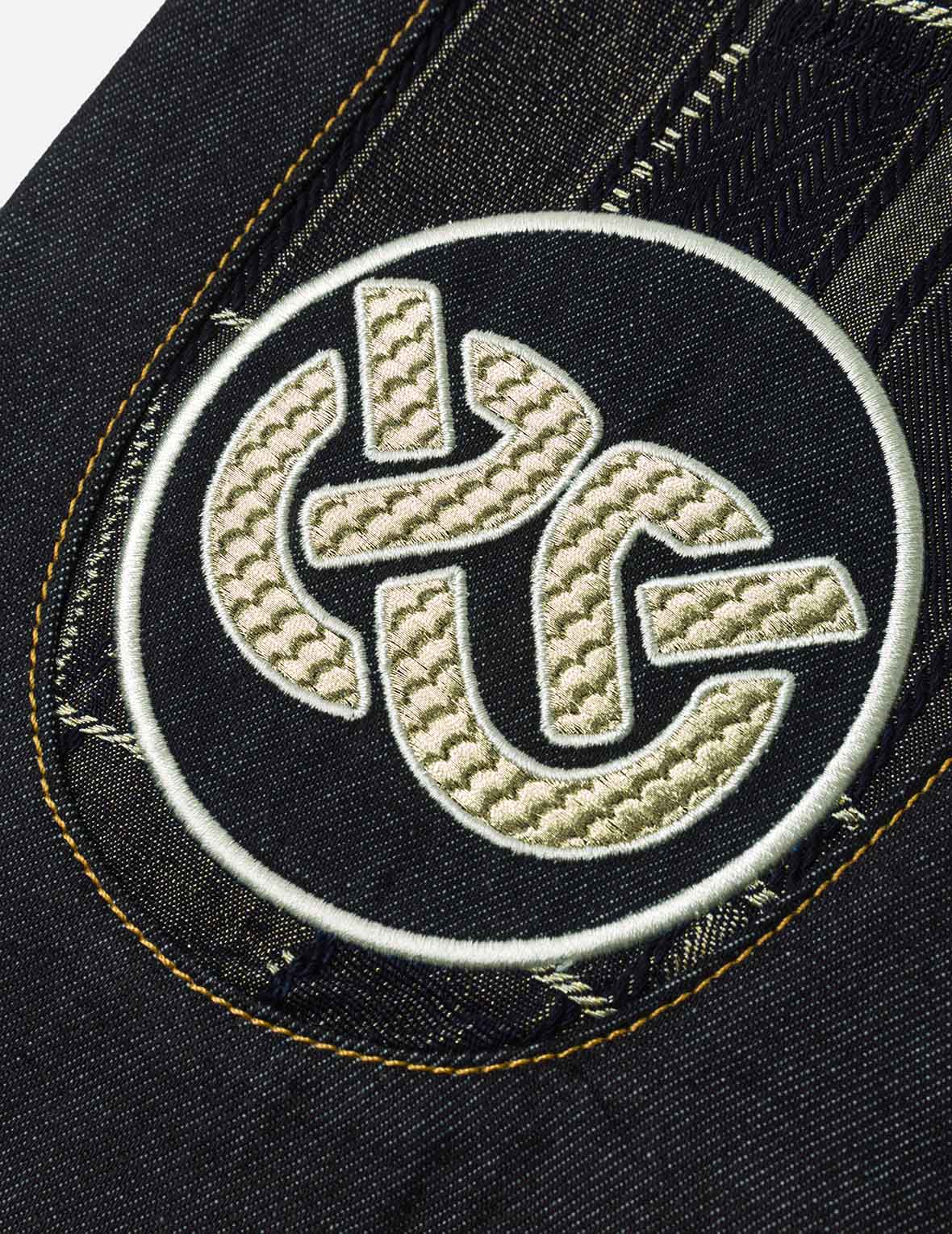 パッチワーク刺繍大黒インサートレギュラーフィットジーンズ